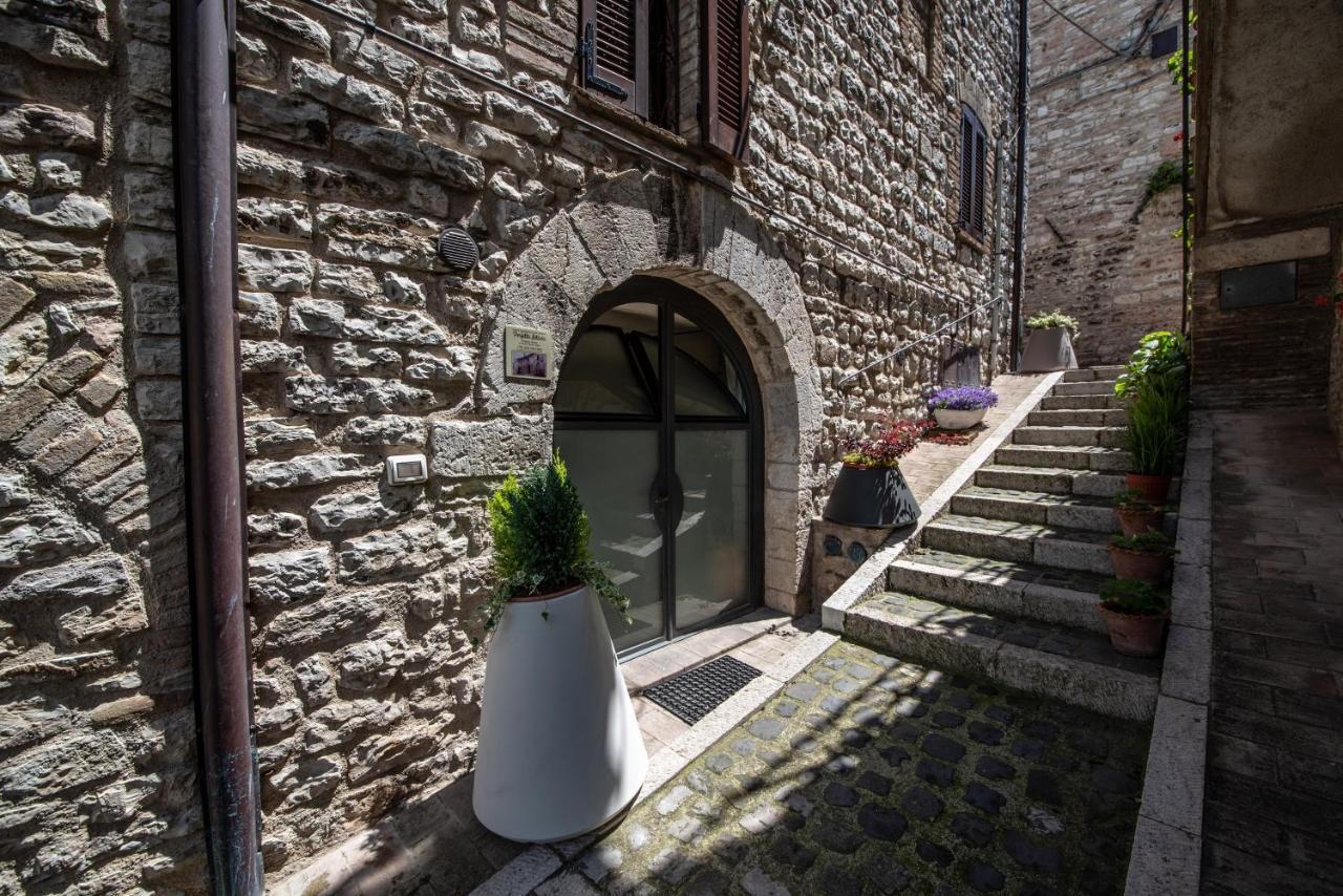 Perfetta Letizia Casa Vacanza Asís Exterior foto