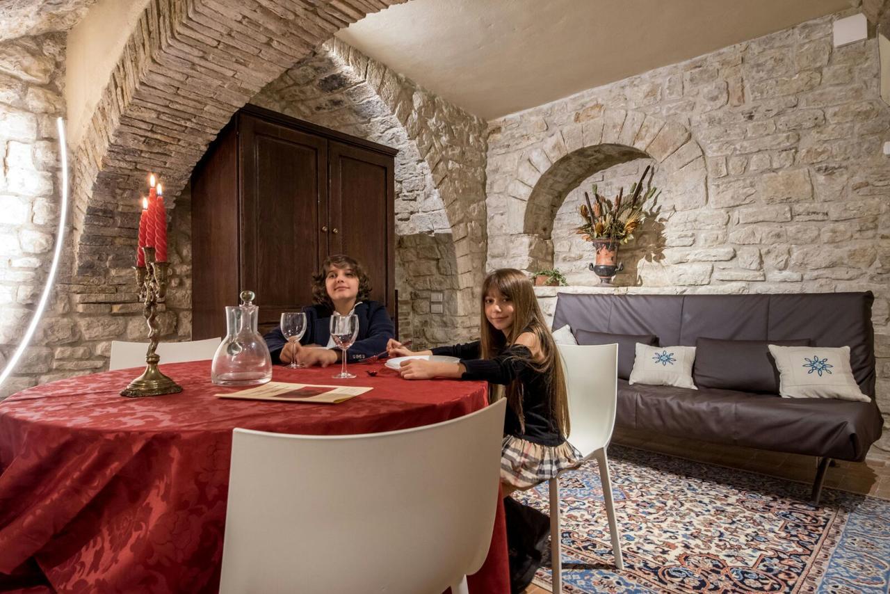 Perfetta Letizia Casa Vacanza Asís Exterior foto
