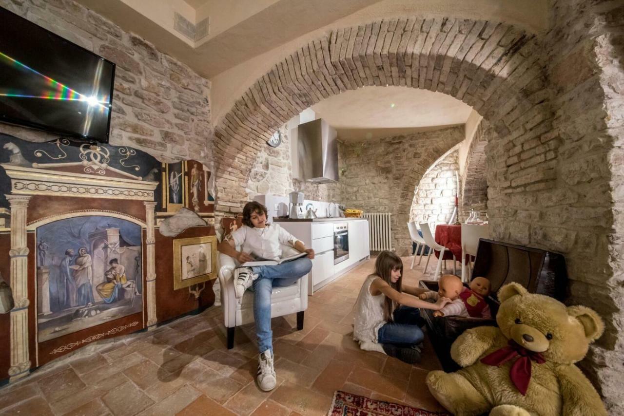 Perfetta Letizia Casa Vacanza Asís Exterior foto